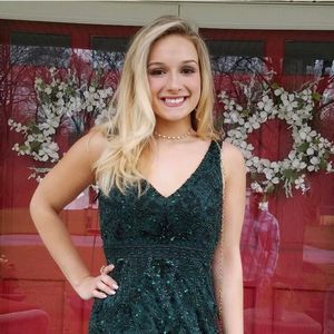 Meet your Posher, Isabella